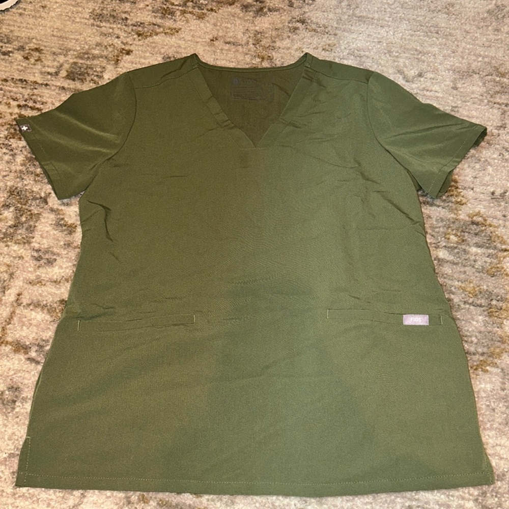 Green Figs scrubs set